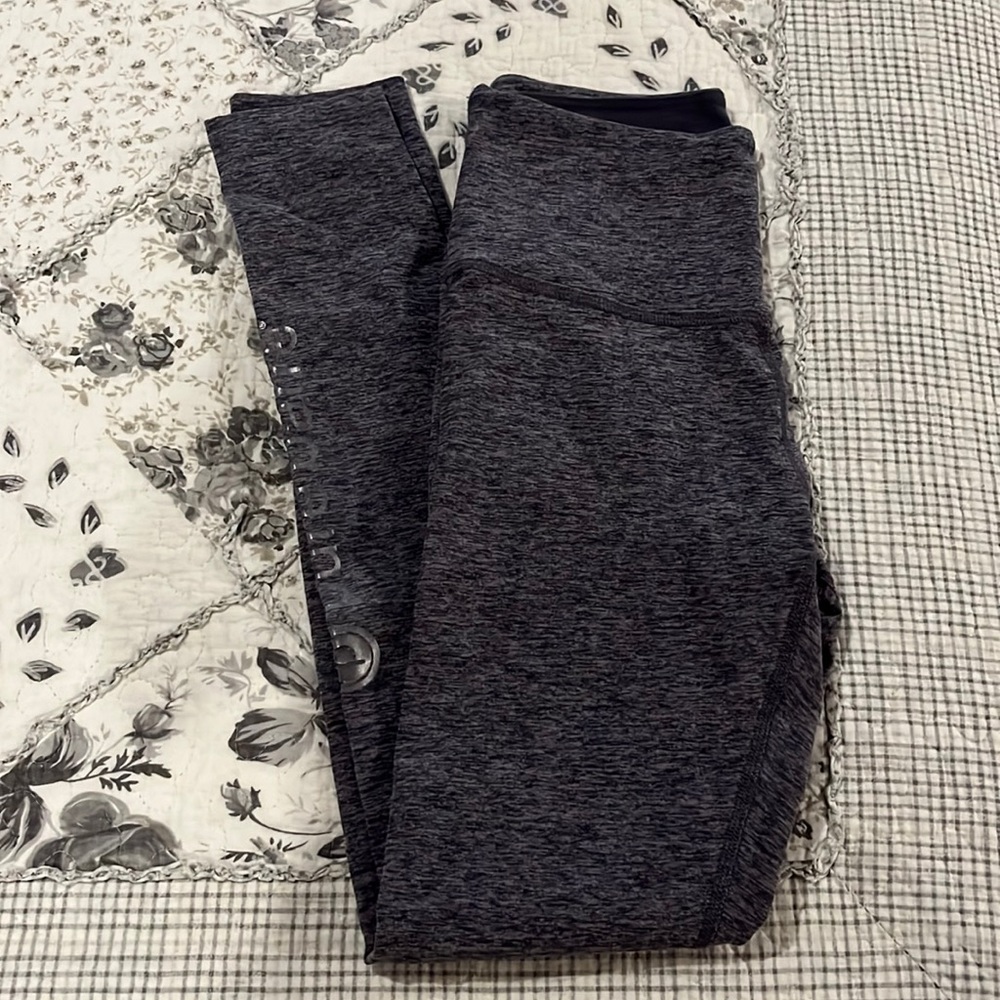 Pure barre/beyond yoga legging